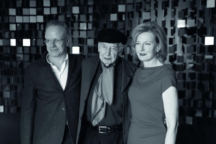 Avec Hans-Ulrich Obrist et Julia Peyton-Jones, Londres, 2014
