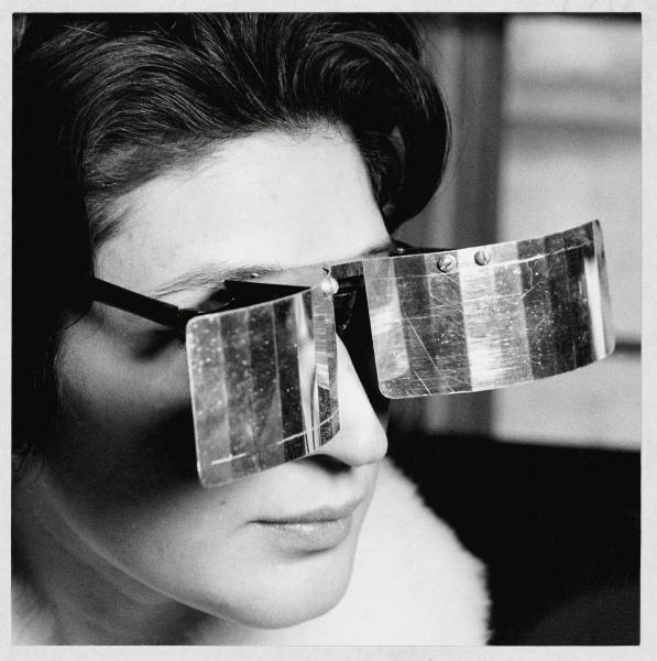 Martha Le Parc avec Lunettes pour une vision autre, 1965